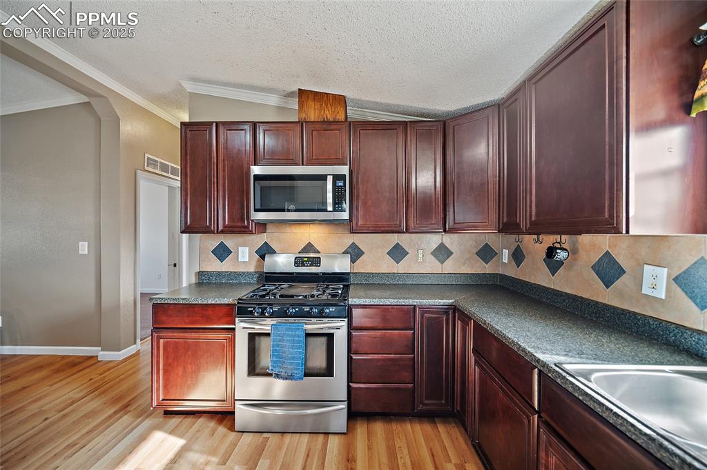 1355 Houseman Road Colorado Springs, CO 80930 - Photo 11 of 43