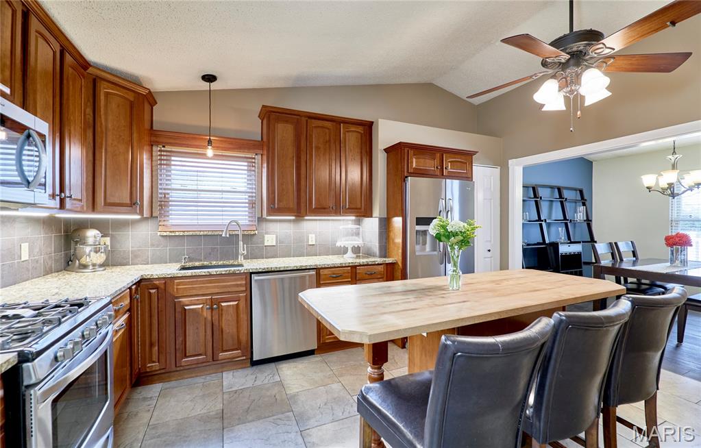 436 Tumulty Drive Ballwin, MO 63021 - Photo 14 of 32