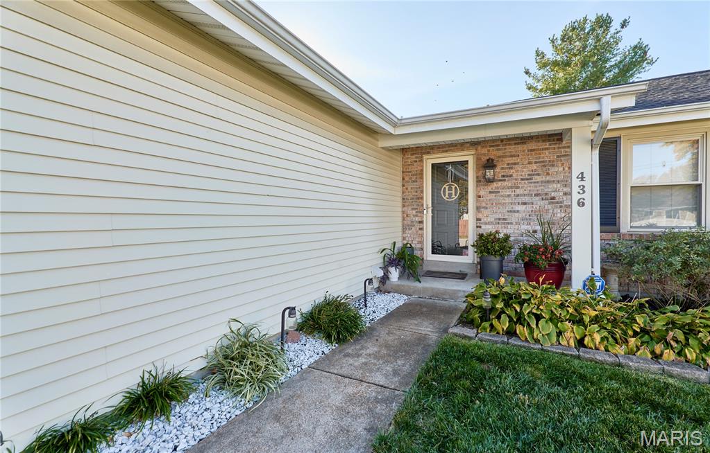 436 Tumulty Drive Ballwin, MO 63021 - Photo 2 of 32