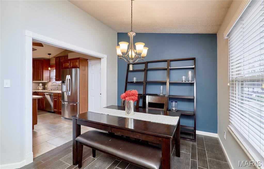 436 Tumulty Drive Ballwin, MO 63021 - Photo 10 of 32