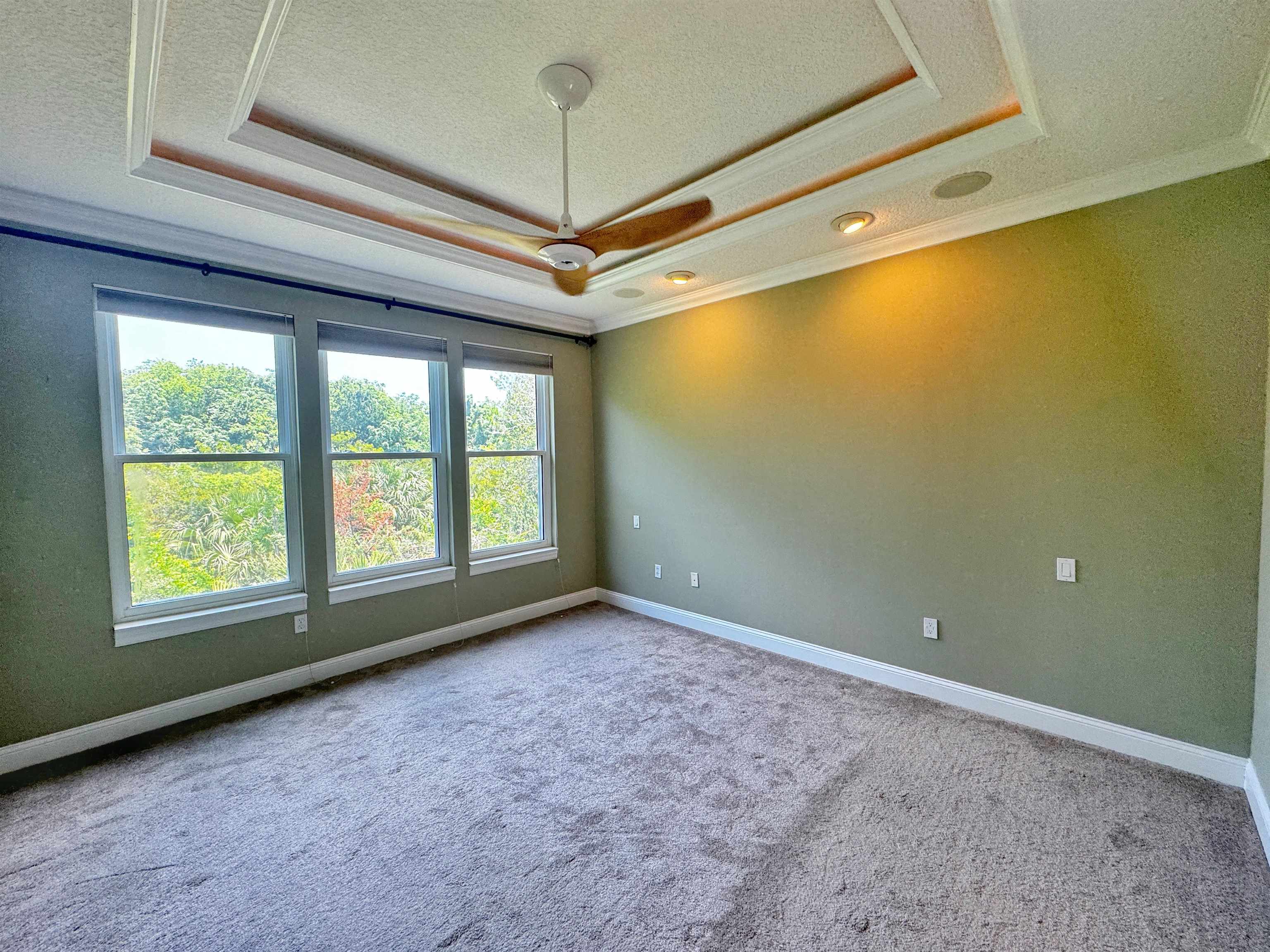 113 Sunset Circle South St. Augustine, FL 32080 - Photo 14 of 33 an empty room with a empty space and a window