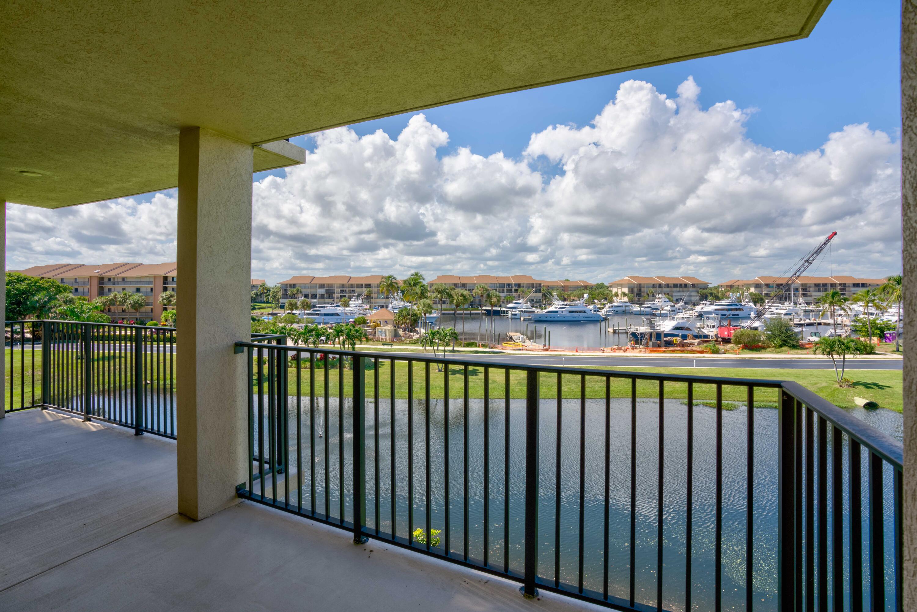 801 Seafarer Circle, Unit 404 Jupiter, FL 33477 - Photo 5 of 34 a view of city from balcony