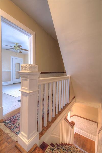 76 Darlington Road Beaver Falls, PA 15010 - Photo 4 of 24 Second Floor Details & Design