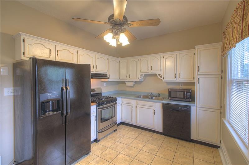 76 Darlington Road Beaver Falls, PA 15010 - Photo 8 of 24 Kitchen