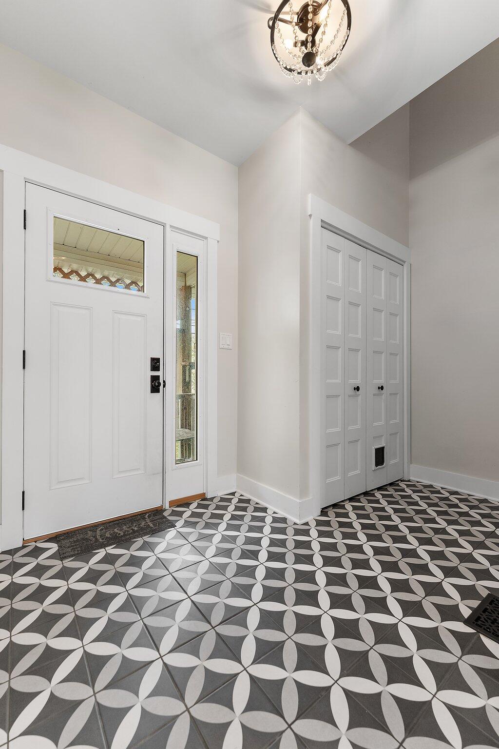 Undisclosed Address Whiting, IN 46394 - Photo 17 of 21 a view of a livingroom with a window