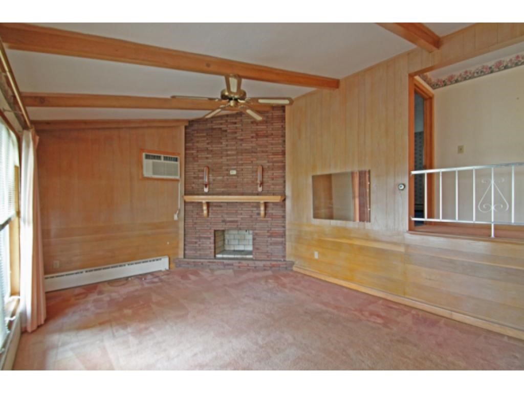 834 Howe Street Manchester, NH 03103 - Photo 11 of 16