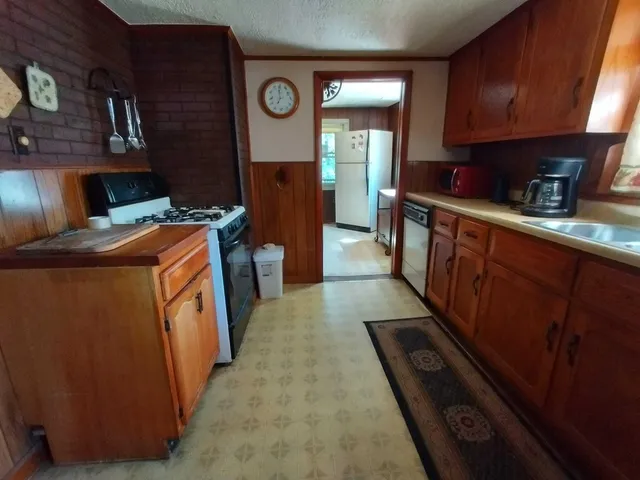 $100,000 | 20 Smith Lane, Cherryfield, ME 04622