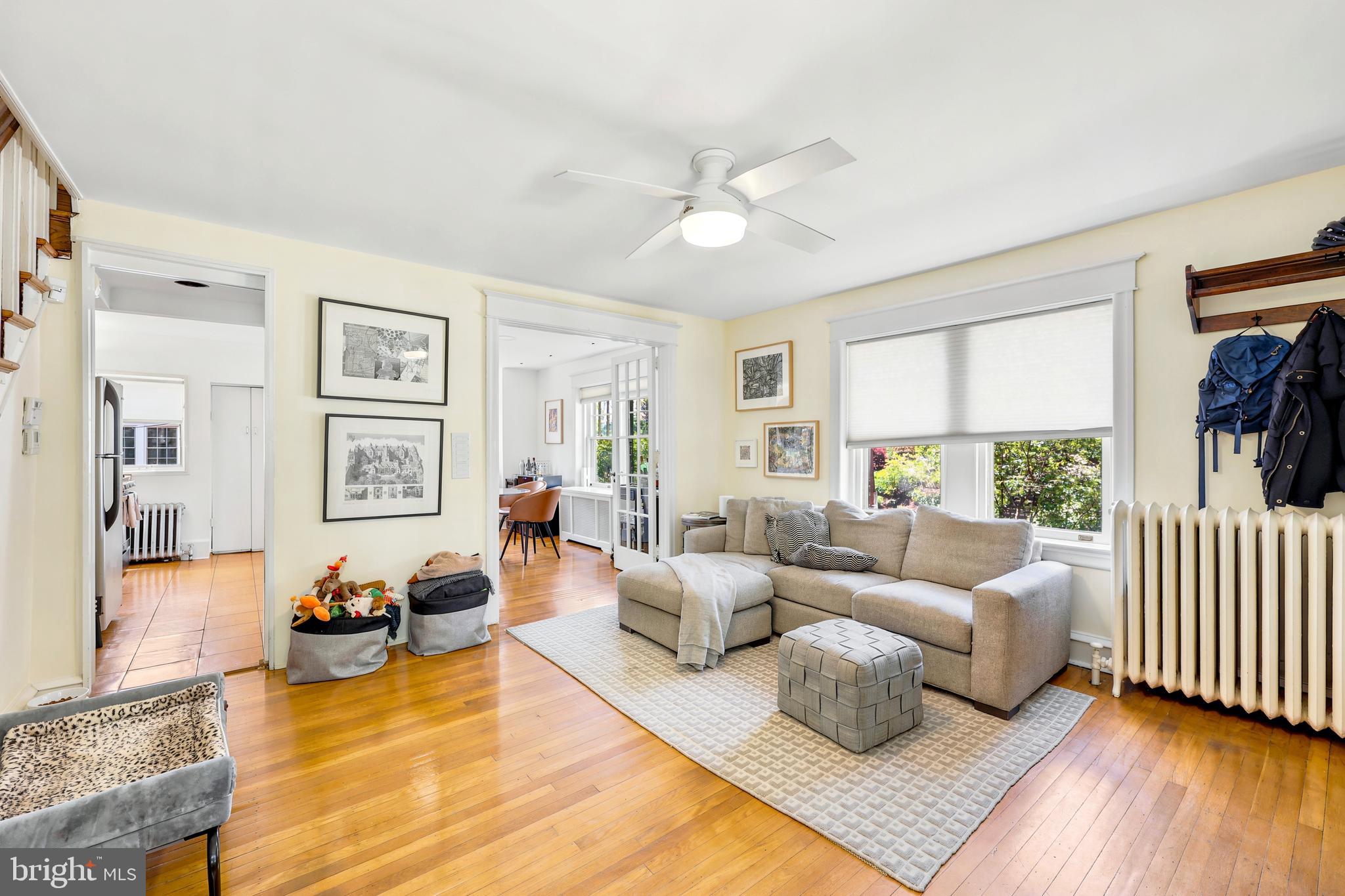 450 Wellesley Road Philadelphia, PA 19119 - Photo 3 of 16