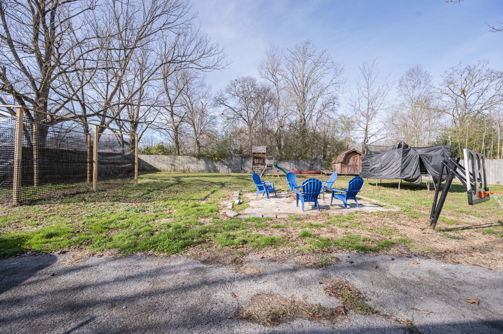 1704 3rd Avenue Manchester, TN 37355 - Photo 32 of 34 a view of outdoor space with garden