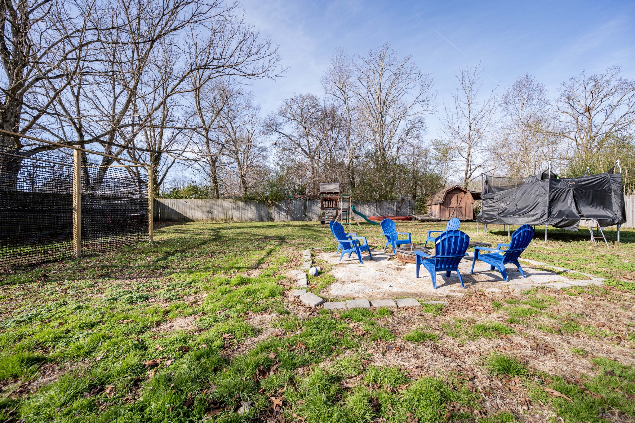 1704 3rd Avenue Manchester, TN 37355 - Photo 33 of 34 a view of a park with swings