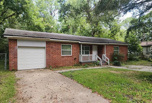 $1,299 | 3467 Columbus Avenue, Jacksonville, FL 32254