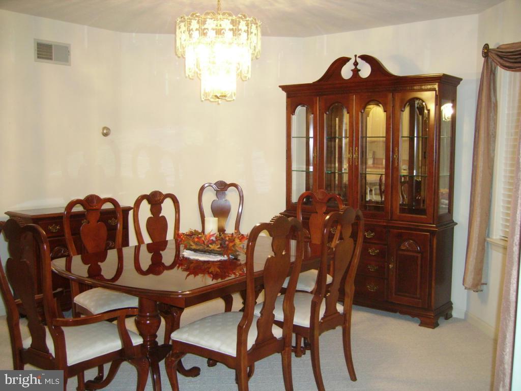 11 Southfield Road Lebanon, PA 17042 - Photo 6 of 23 Gallery Image 6
