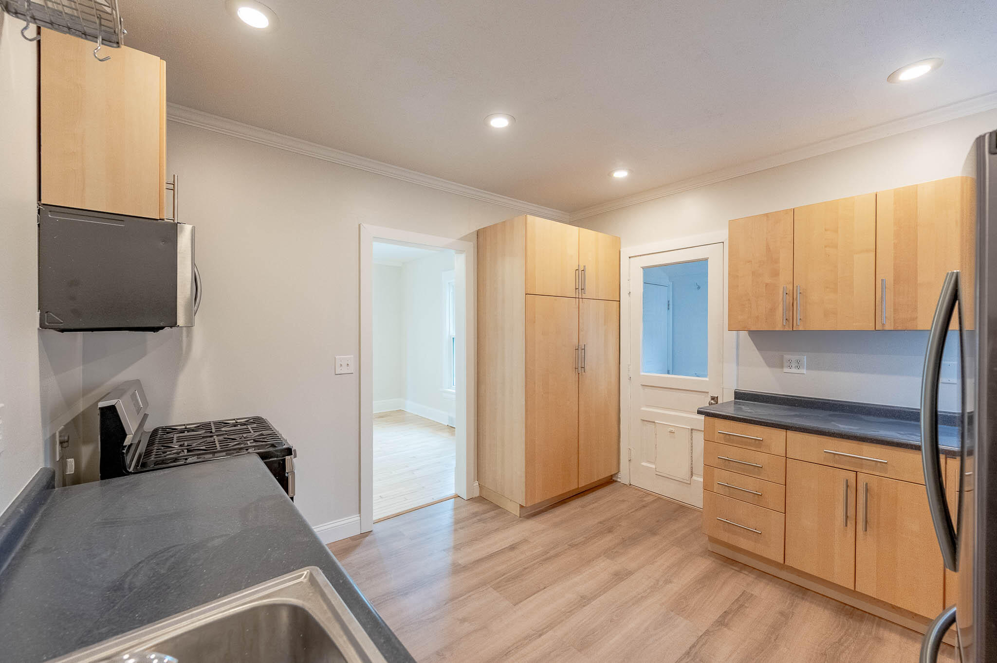 540 Hayes Avenue Racine, WI 53405 - Photo 7 of 14 Hayes - 014 - KEP