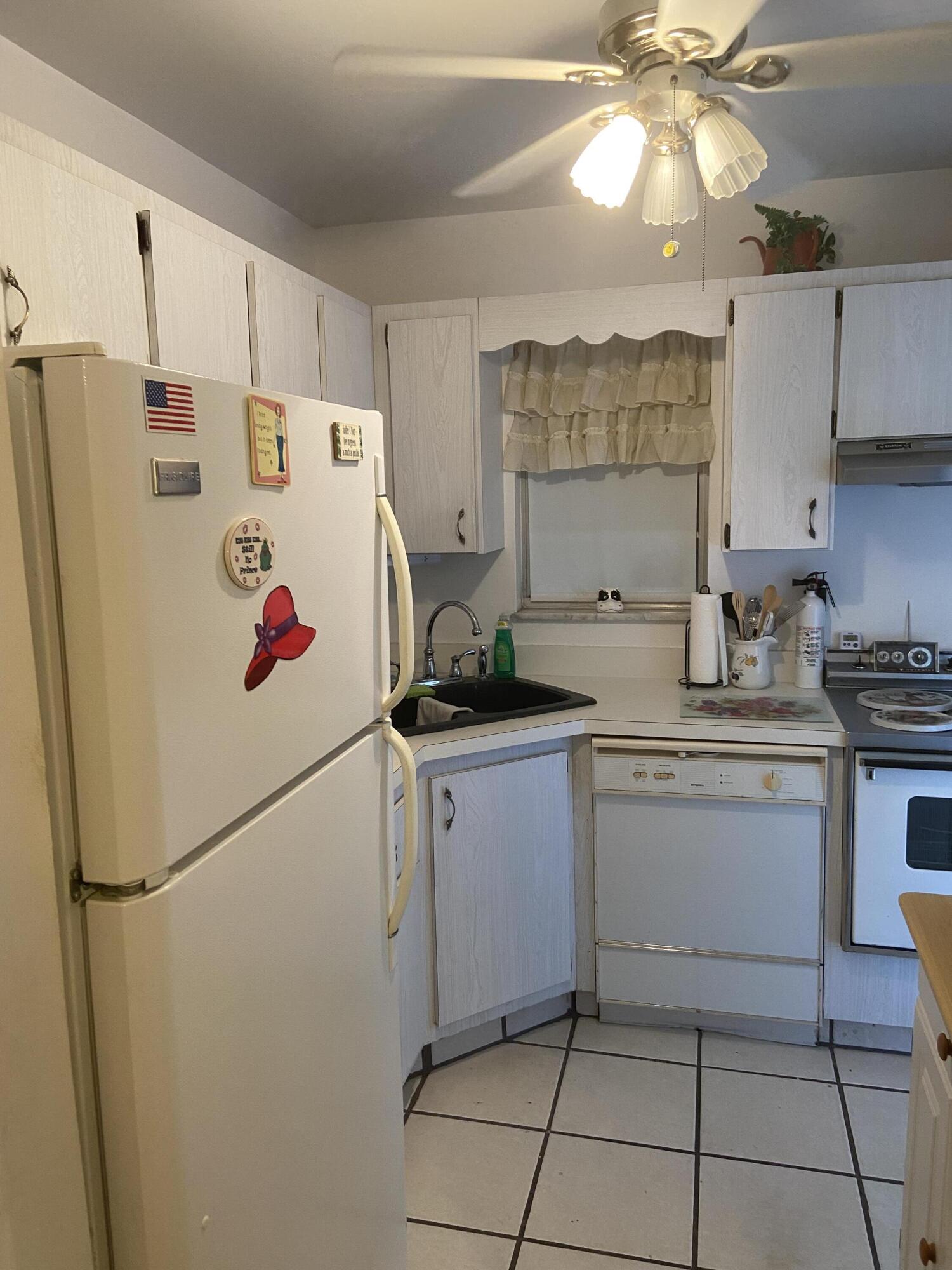 1941 Southwest Palm City Road, Unit F Stuart, FL 34994 - Photo 7 of 15 IMG_2849