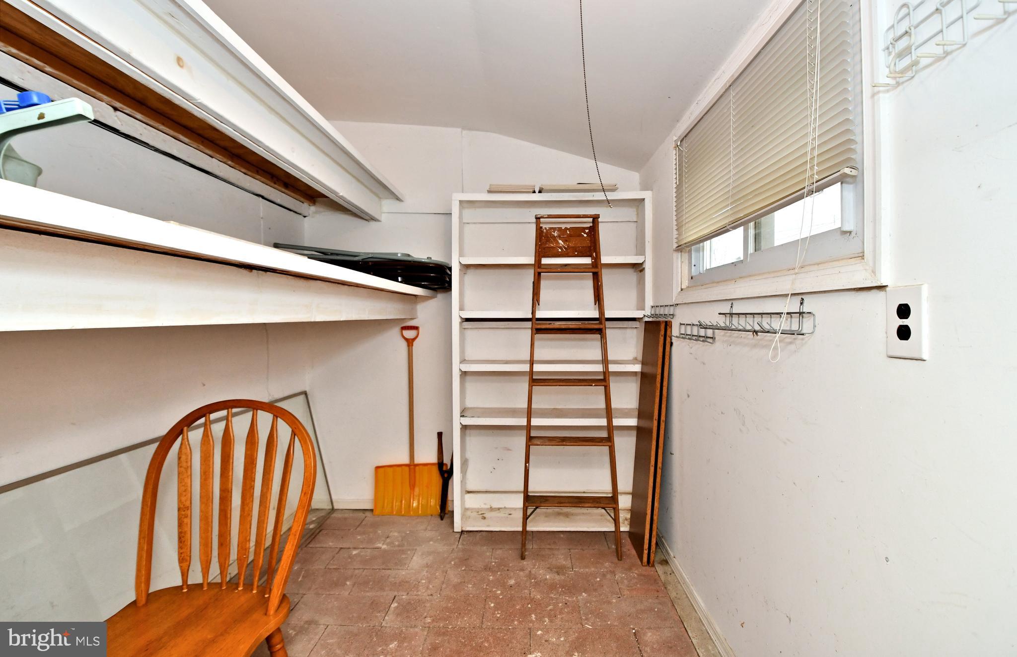 2833 Nestling Road Philadelphia, PA 19154 - Photo 26 of 30 Outdoor patio shed