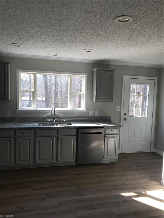 1234 Lacy Hepler Road Thomasville, NC 27360 - Photo 6 of 14 Gallery Image 6