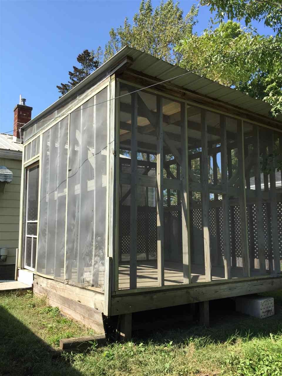 202 2nd Street Waterloo, IA 50702 - Photo 14 of 16 Gallery Image 14