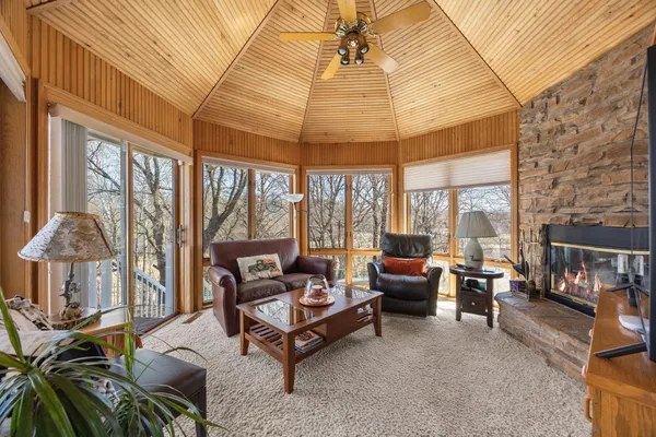 $1,237,500 | 4400 Hickory Hills Trail, Prior Lake, MN 55372
