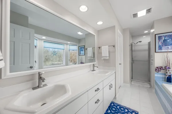 $1,237,500 | 4400 Hickory Hills Trail, Prior Lake, MN 55372