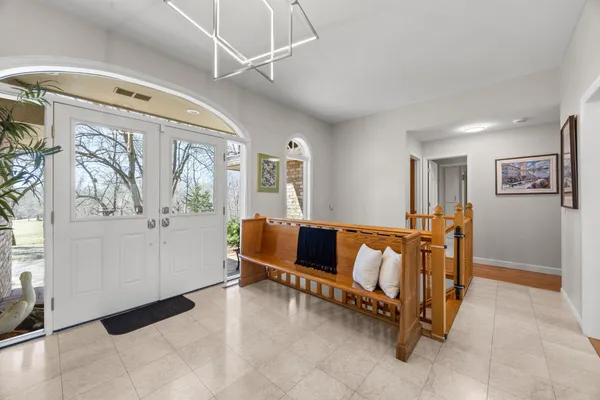 $1,237,500 | 4400 Hickory Hills Trail, Prior Lake, MN 55372