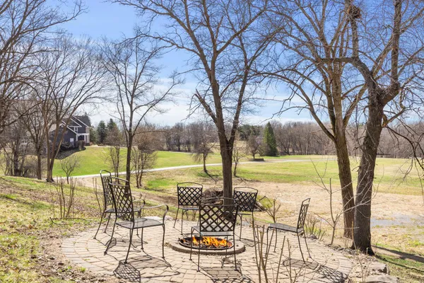 $1,237,500 | 4400 Hickory Hills Trail, Prior Lake, MN 55372