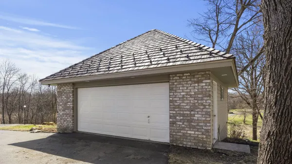 $1,237,500 | 4400 Hickory Hills Trail, Prior Lake, MN 55372