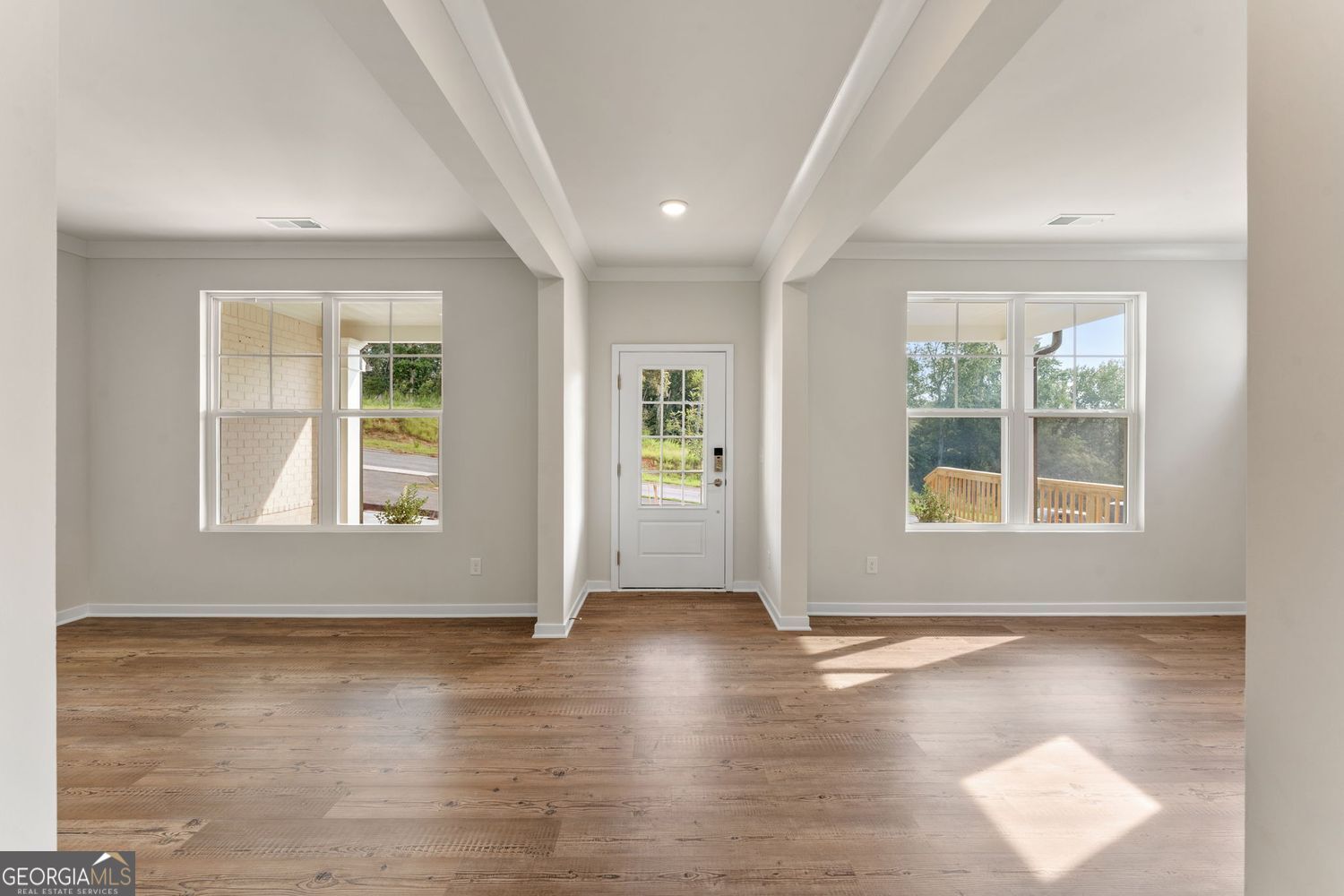 2613 Harbor Rdg Pass Gainesville, GA 30507 - Photo 2 of 35 Gallery Image 2