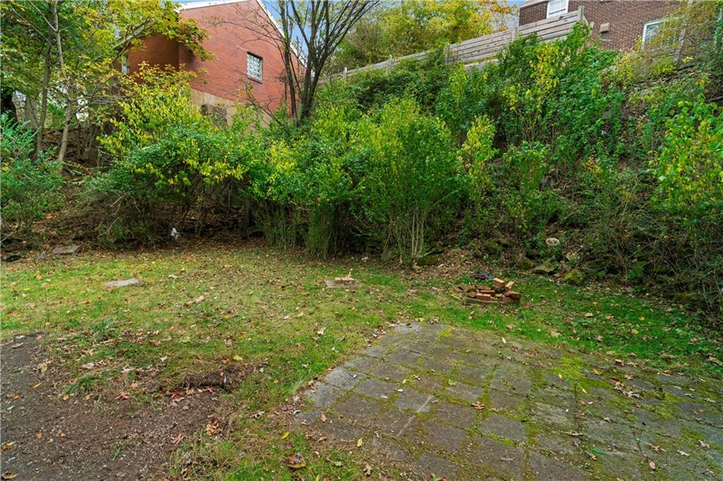 1525 Collins Road Pittsburgh, PA 15221 - Photo 19 of 21 a view of outdoor space and yard
