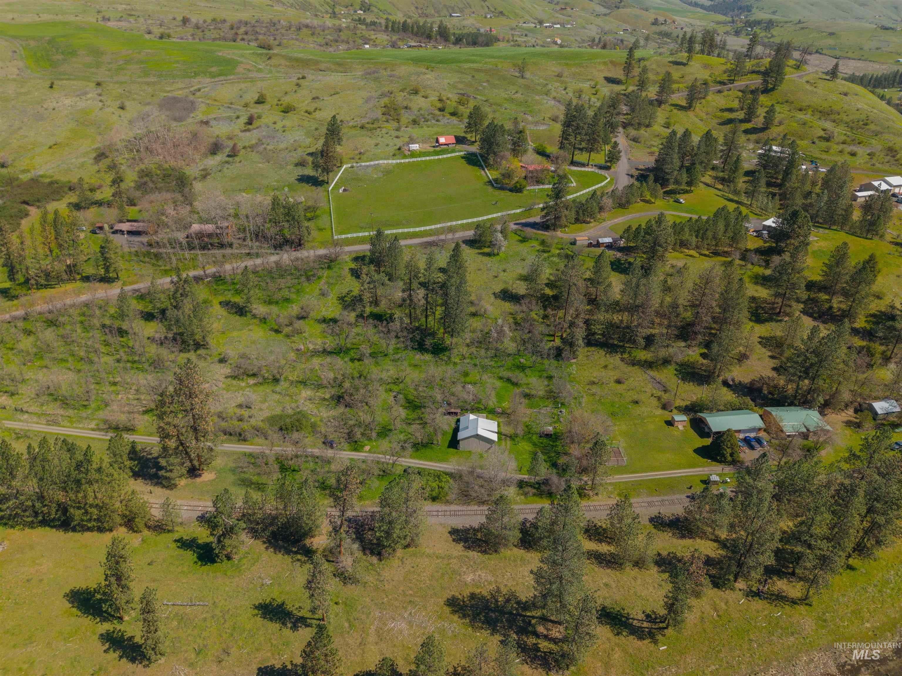 19437 Railroad Avenue Lenore, ID 83541 - Photo 32 of 34