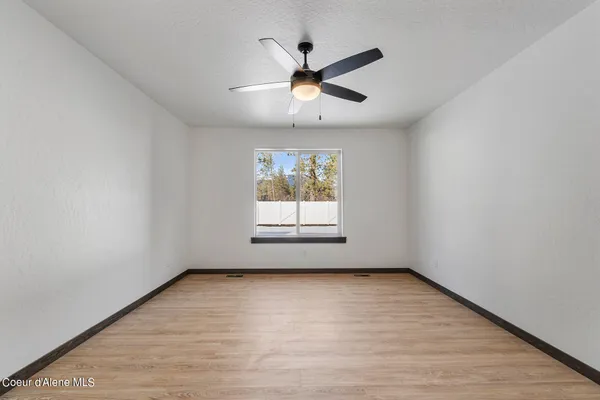 $414,900 | 2 East Valley Street South, Oldtown, ID 83822