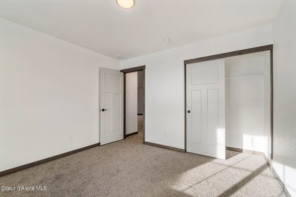 $414,900 | 2 East Valley Street South, Oldtown, ID 83822