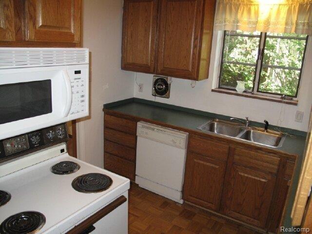 878 Neff Road Grosse Pointe, MI 48230 - Photo 4 of 8 Kitchen