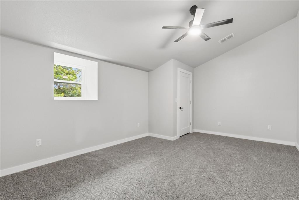 4041 Burleson Retta Road Burleson, TX 76028 - Photo 21 of 38