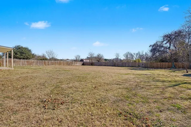 $1,850 | 1101 East Johnson Street, Burnet, TX 78611