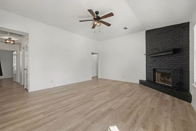 $1,850 | 1101 East Johnson Street, Burnet, TX 78611