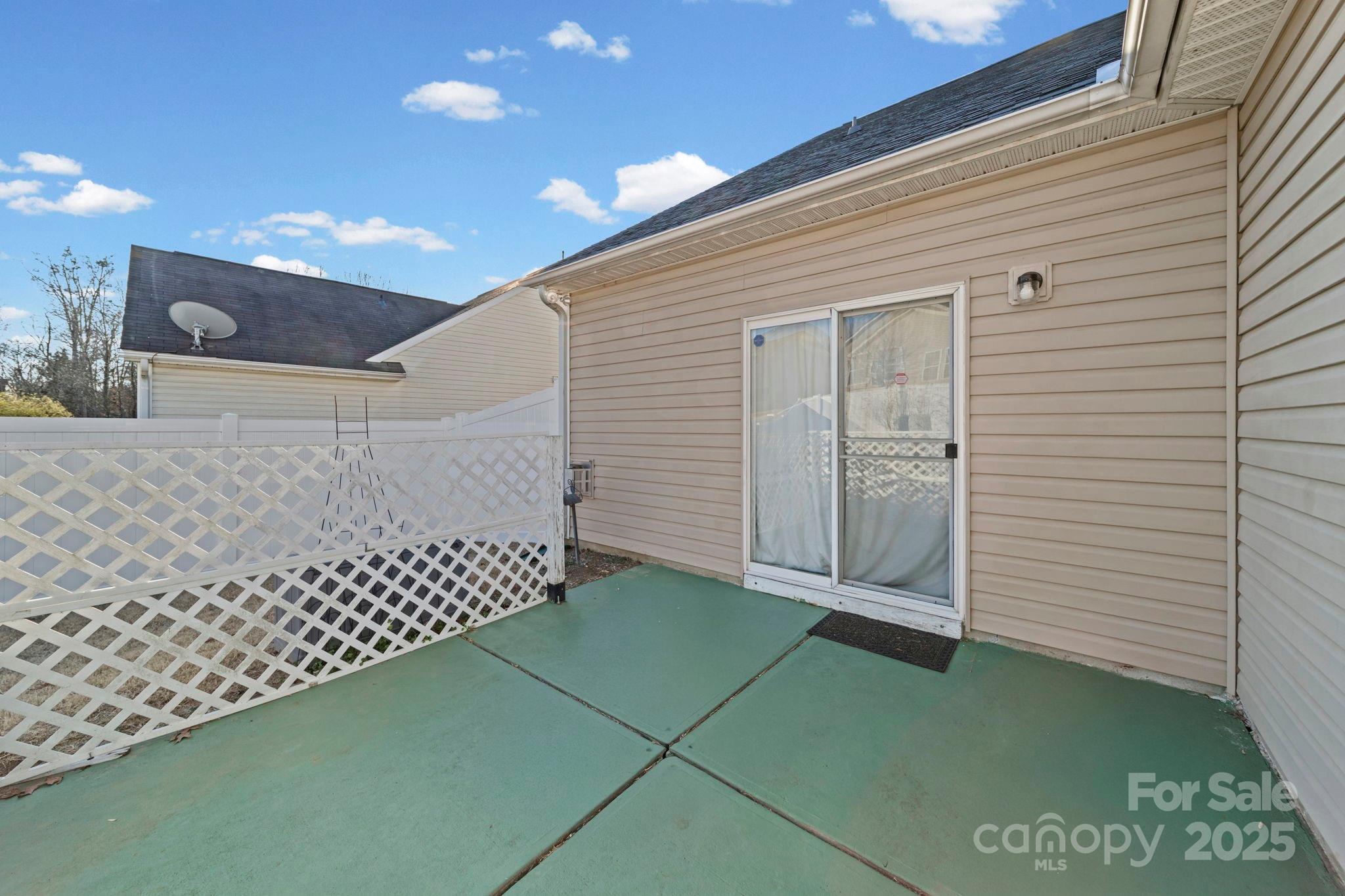 11608 Downy Birch Road Charlotte, NC 28227 - Photo 38 of 38 a view of a garage