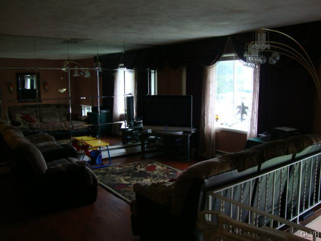 2070 Kensington Road Bethlehem, PA 18018 - Photo 3 of 16 Gallery Image 3