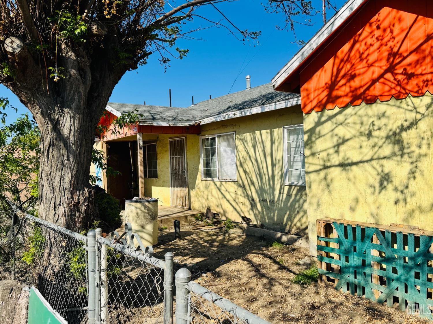 Undisclosed Address Earlimart, CA 93219 - Photo 2 of 2