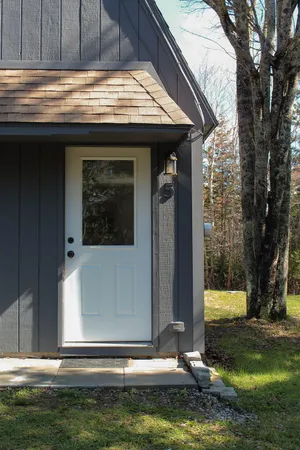 $286,000 | 5 Abigail Rock Road, Vinalhaven, ME 04863
