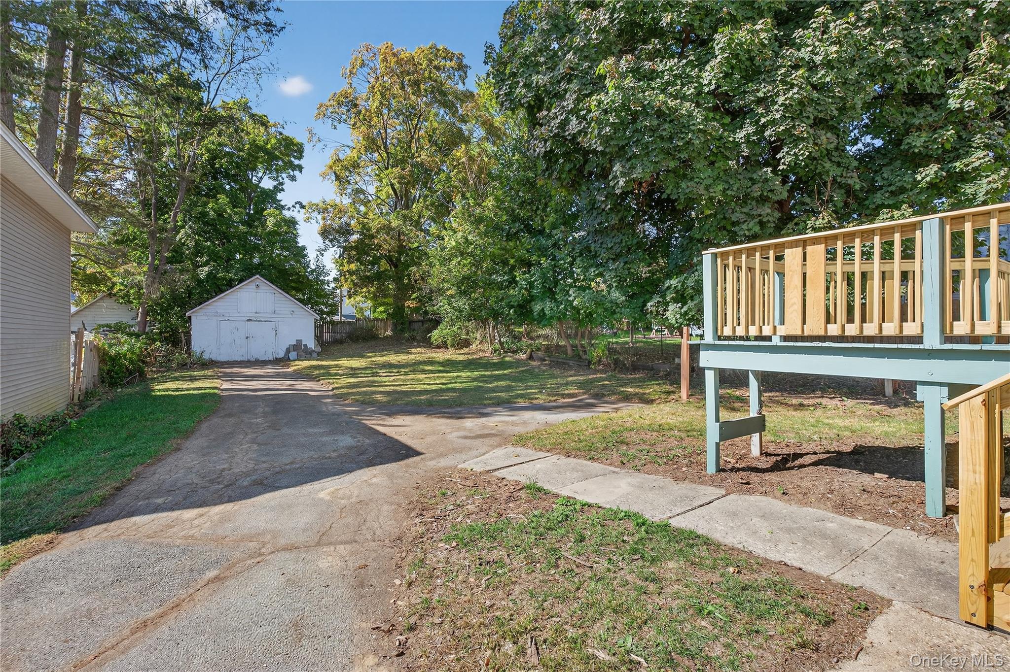 10 Howe Street Warwick, NY 10990 - Photo 30 of 33 a house view with a garden space