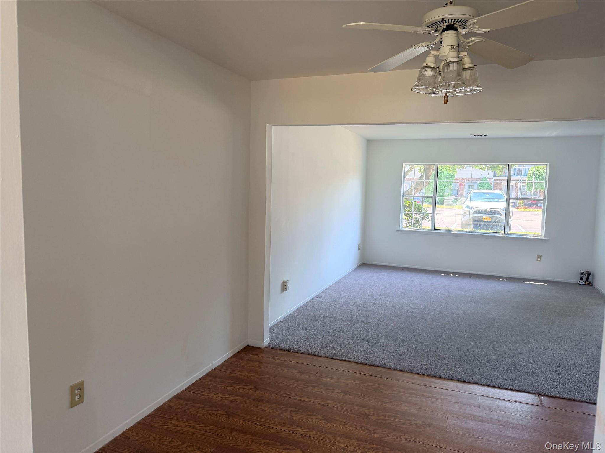 276 Temple Hill Road, Unit 906 New Windsor, NY 12553 - Photo 8 of 28 Dining Room