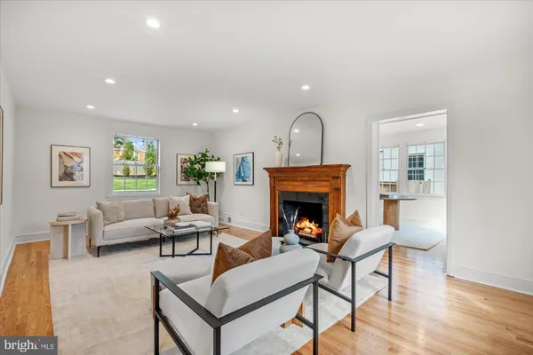 $1,550,000 | 3107 Cummings Lane, Chevy Chase, MD 20815