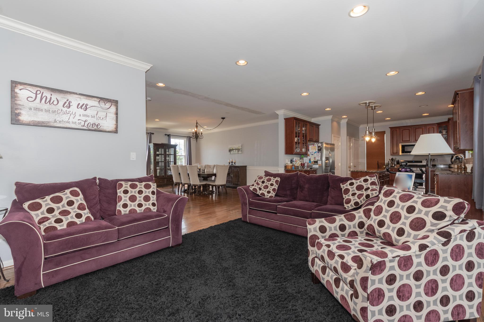 1701 Newport Circle Baltimore, MD 21221 - Photo 16 of 67