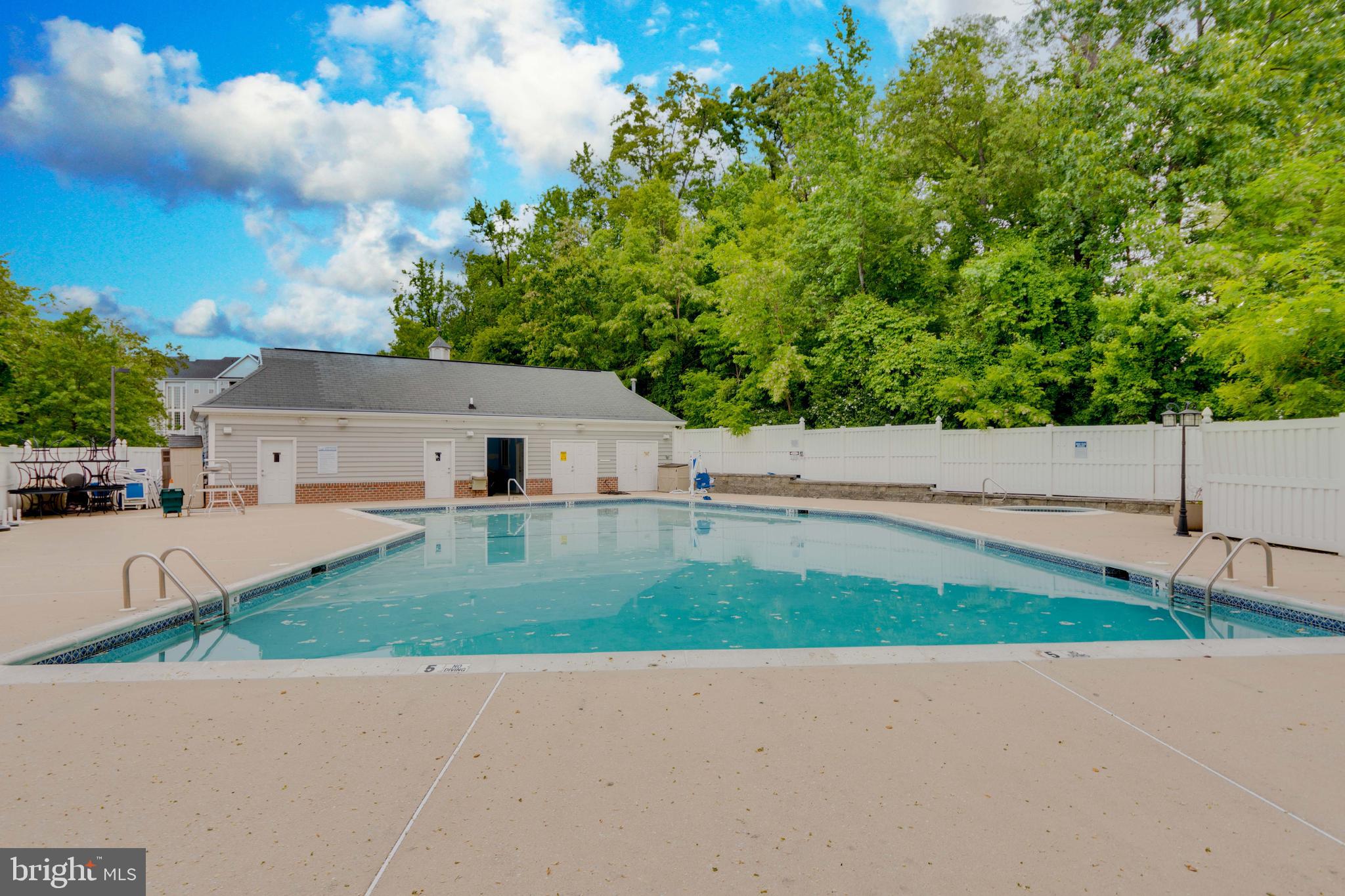 1701 Newport Circle Baltimore, MD 21221 - Photo 54 of 67