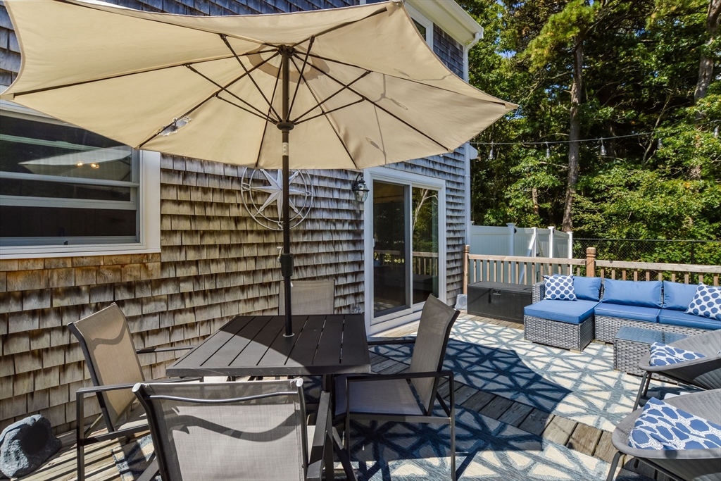 129 Chuckles Way Barnstable, MA 02648 - Photo 12 of 15 Gallery Image 12