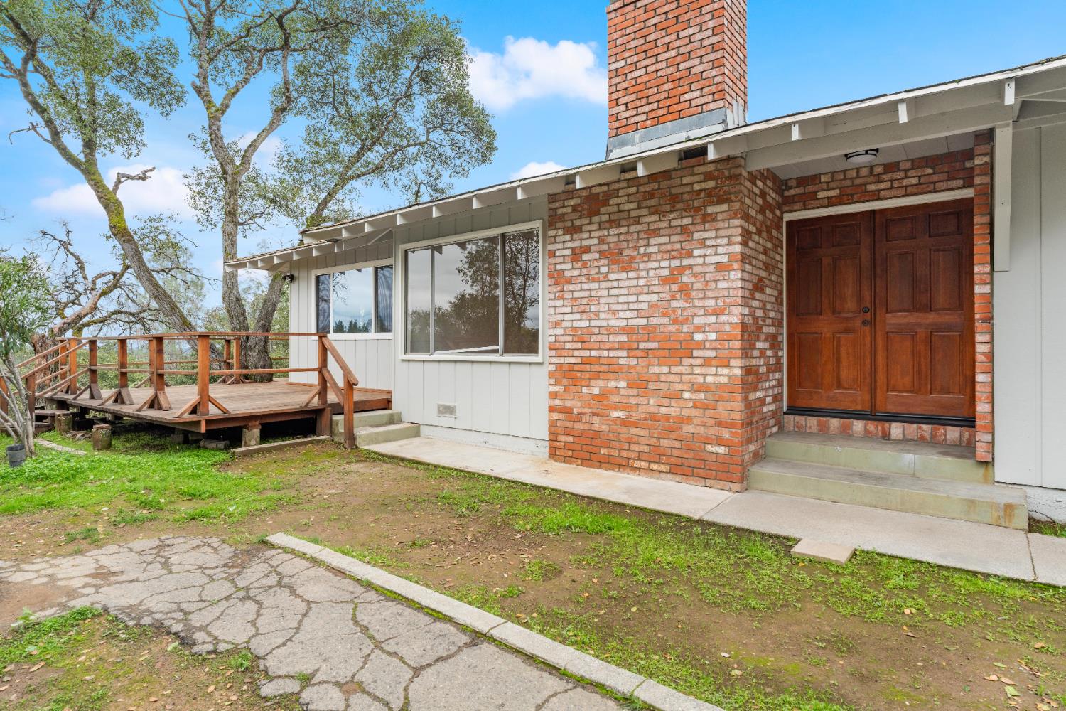 450 Clipper Creek Road Auburn, CA 95603 - Photo 7 of 37