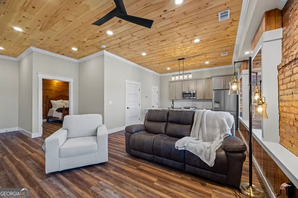 a view of a entryway door of the house