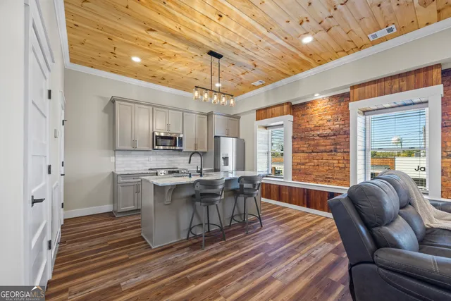 $1,875 | 958 A Church Street, Royston, GA 30662