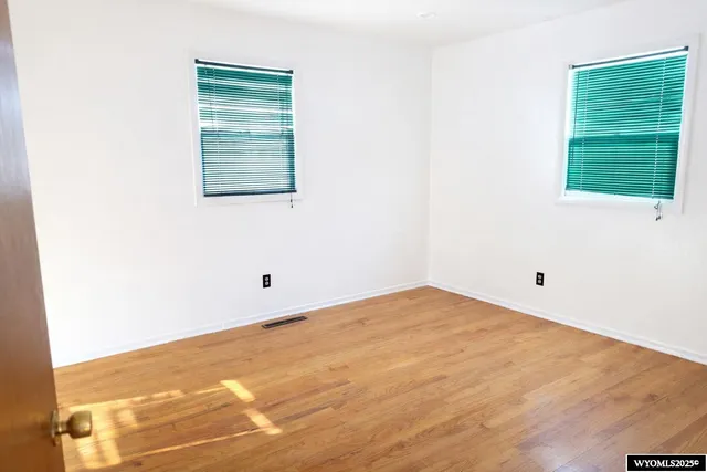 $300,000 | 20 South 5th Avenue, Mills, WY 82604