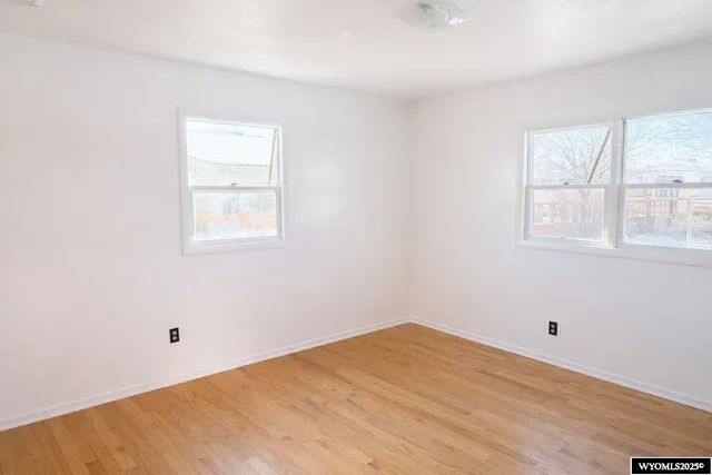 $300,000 | 20 South 5th Avenue, Mills, WY 82604